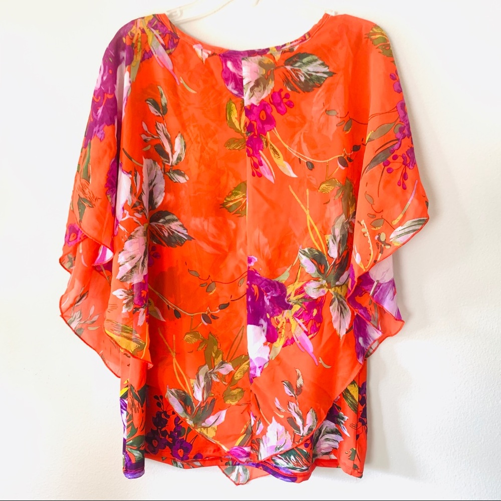 Floral Top - Picture 8 of 8
